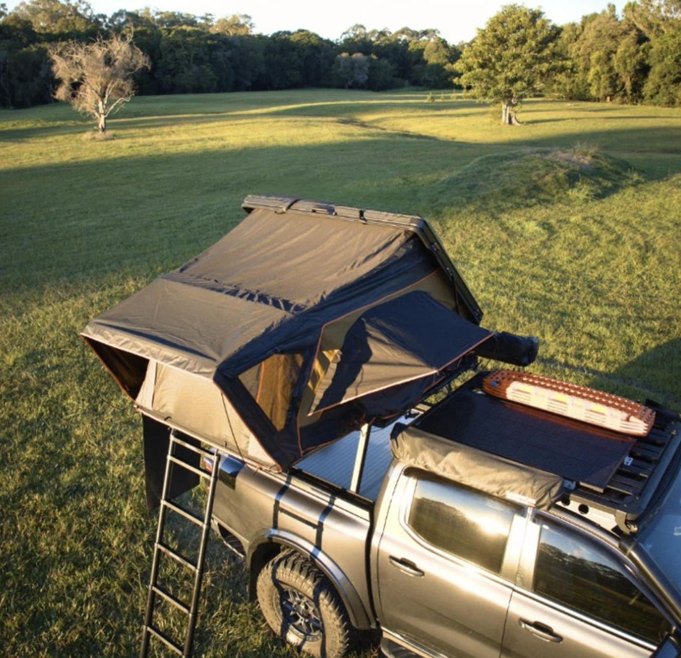 Aluminium Hard Shell Heavy-Duty Aluminium Side-Opening Roof Top Tent – "U-Shape" Side Open | 7cm Mattress | Dual-Colour LED
