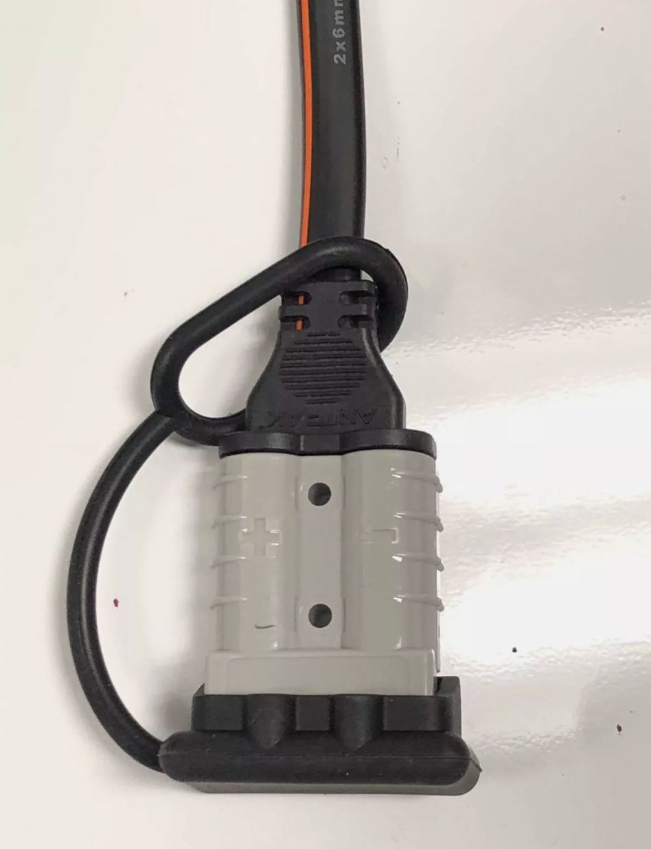 5m 8mm2 8 B&S 2-Core V90 PVC Insulated Cable with Anderson Plugs - Black/Red - 8mm² -8 awg (Copy)